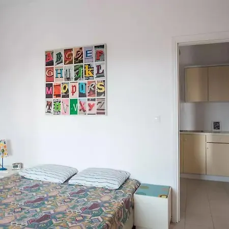 Apartament Adorable 3 Bedroom Maisonette In Pounta