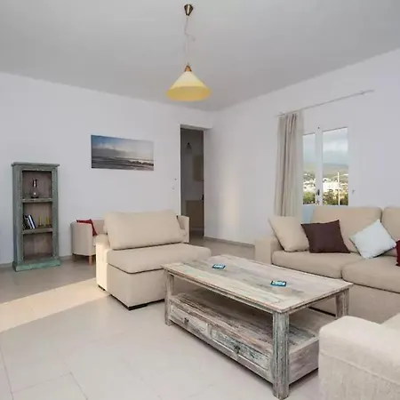 Adorable 3 Bedroom Maisonette In Pounta Apartament