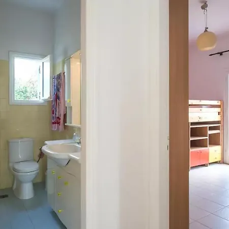 Apartament Adorable 3 Bedroom Maisonette In Pounta Pounda