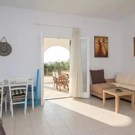 Adorable 3 Bedroom Maisonette In Pounta Pounda