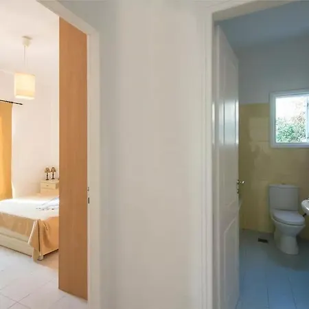 Adorable 3 Bedroom Maisonette In Pounta Apartament Pounda